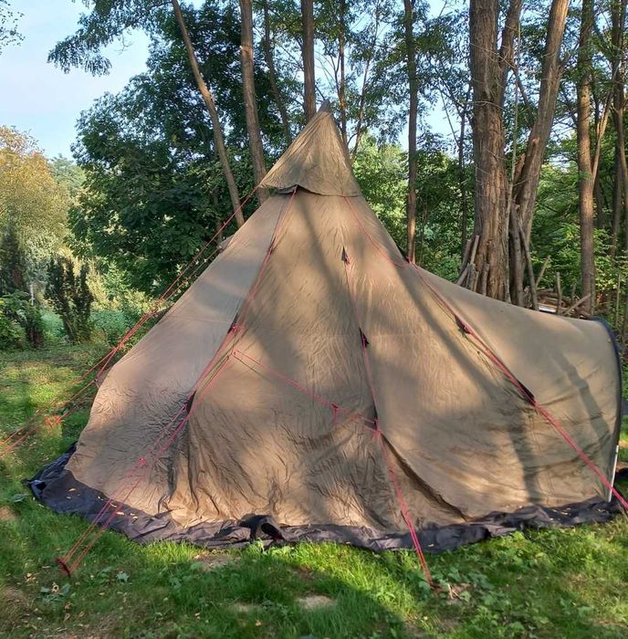 Helsport Lavvu Tipi Varanger Camp 10 os | podłoga | Norwegia
