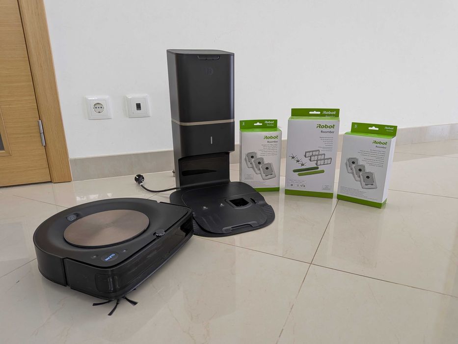 iRobot Roomba S9+ com base de esvaziamento automático + acessórios