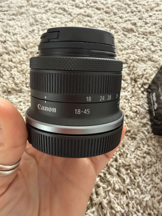 Maquina forogtafica Canon R10 + lentes