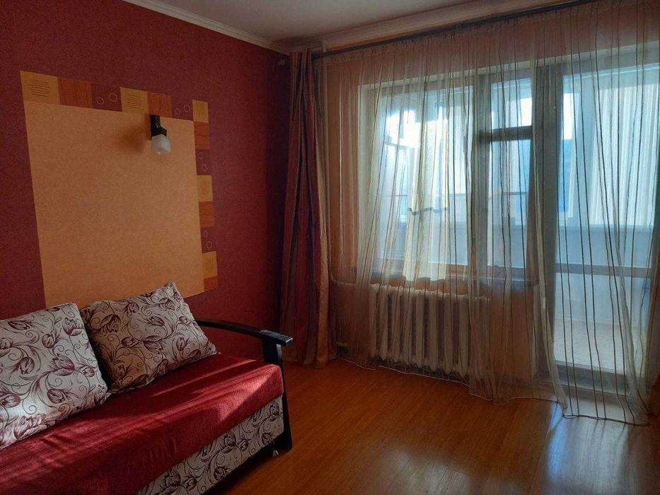 Двокімнатна на Південному з ремонтом. (020)