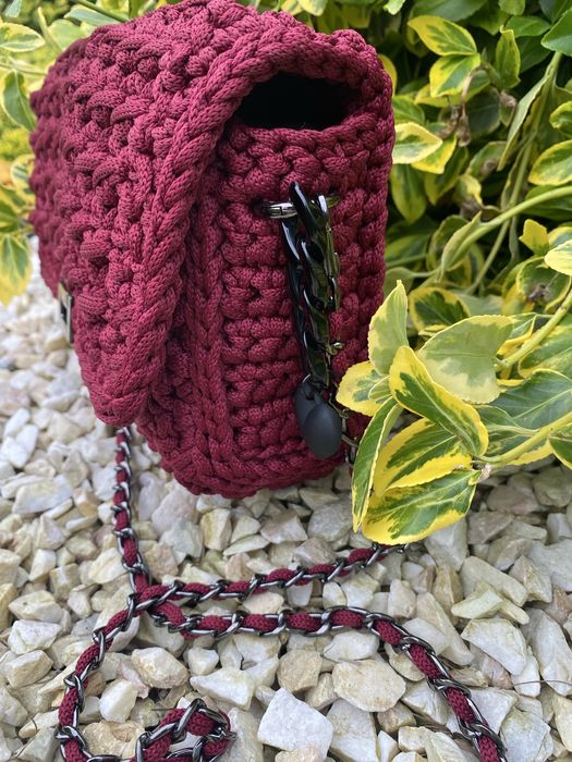 Piekna szydelkowa torebka