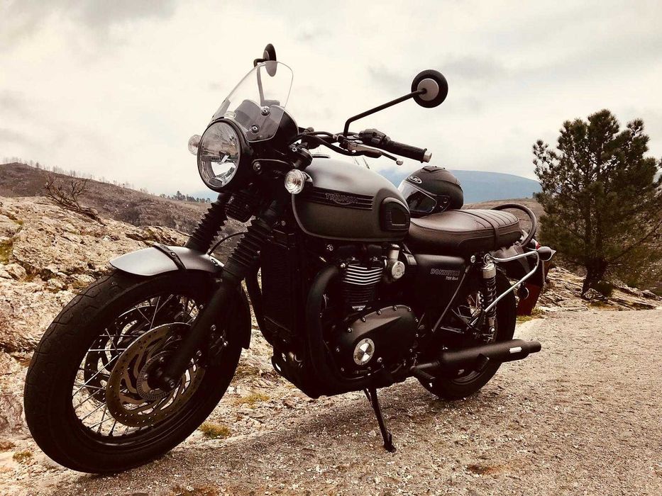vendo triumph bonneville t120, black edition, impecável, com apenas 24400 kms.