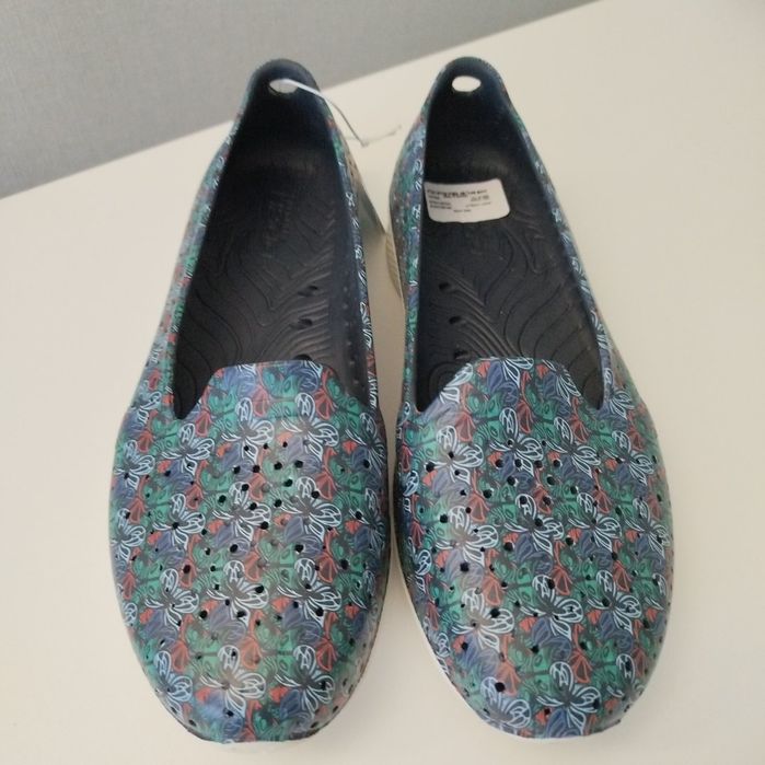Мокасини SKETCHERS для пляжу