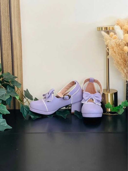 Sapato de senhora
Roxo/Lilás