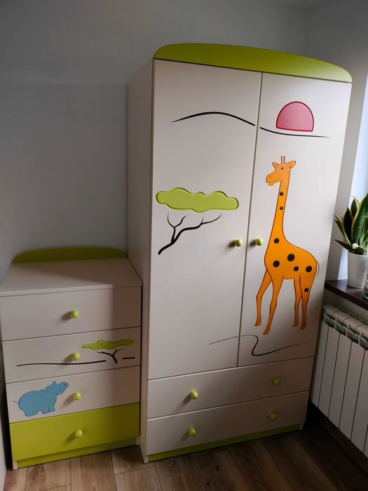 Meble dziecięce Meblik, łóżko, komoda x2, szafa.