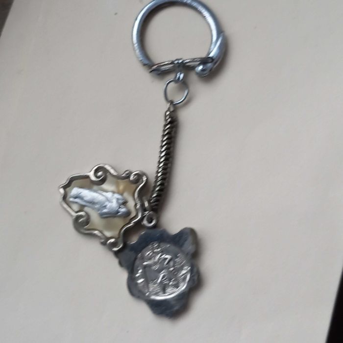 Porta-chaves desdobrável