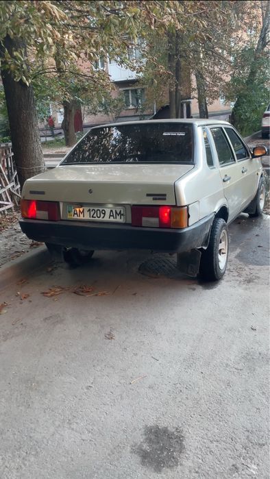 Продам ваз 21099