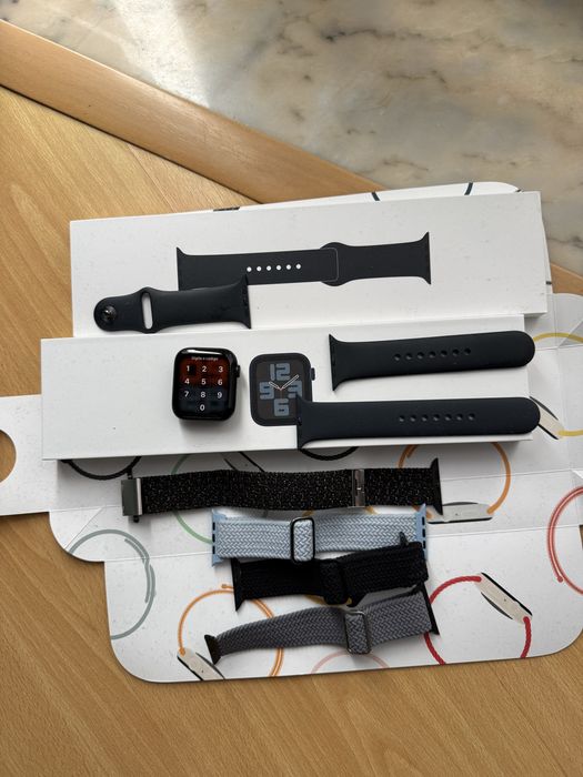 Apple Watch SE 44mm GPS+Cellular