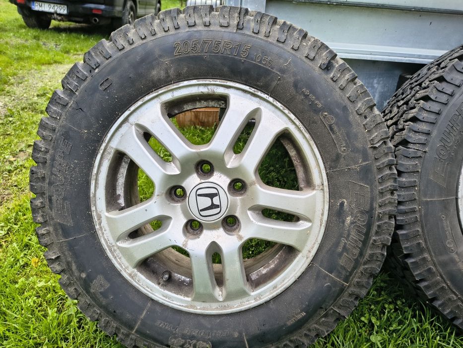 Alu felgi honda Crv z oponami 205/75/15