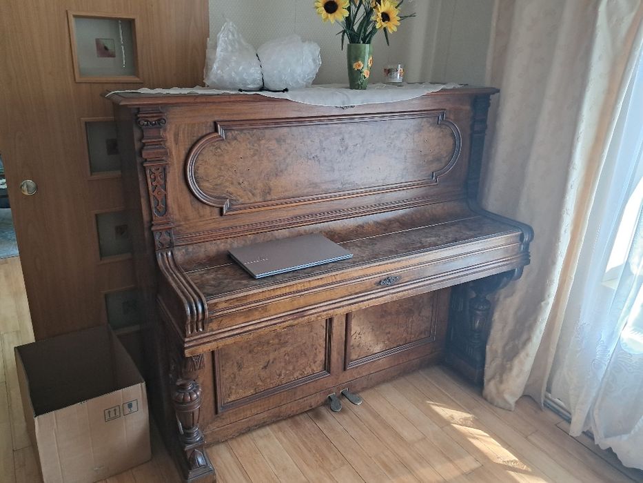 Pianino G. Schwechten (Berlin) - do renowacji