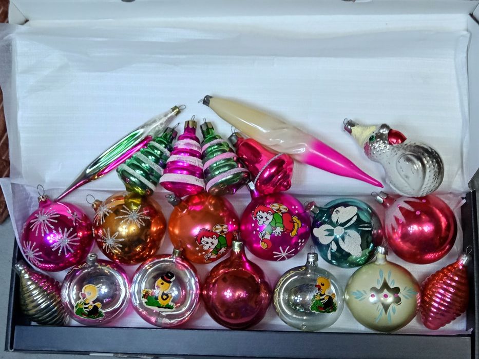 Набір радянських новорічних іграшок