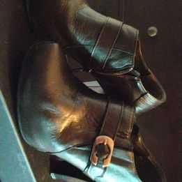 Botins Senhora pretos em pele interior e exterior