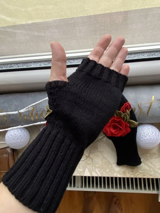 Rekawice mitenki róża 3D bez palców