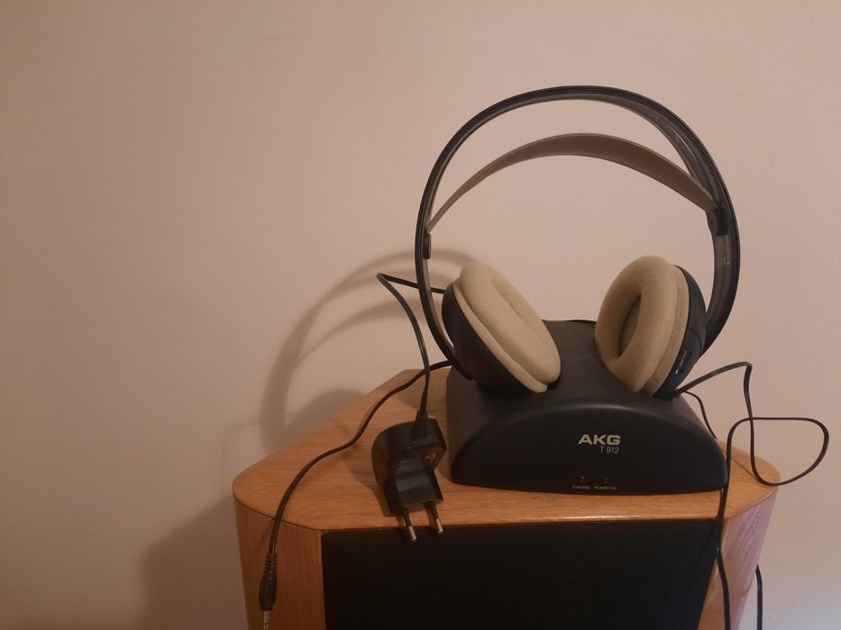 Słuchawki AKG t 912