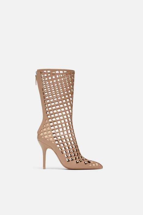 Botas em pele da Zara Woman Studio