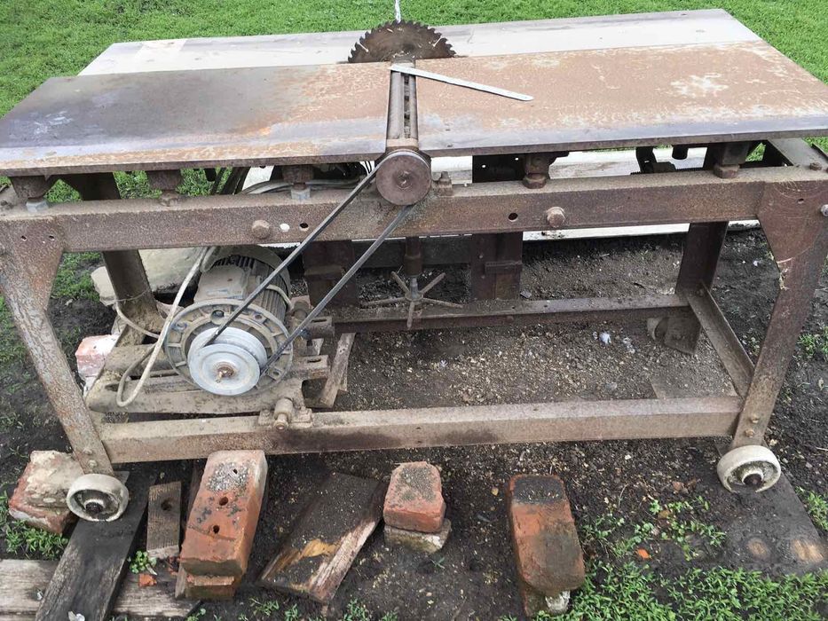 Деревообробка два станка