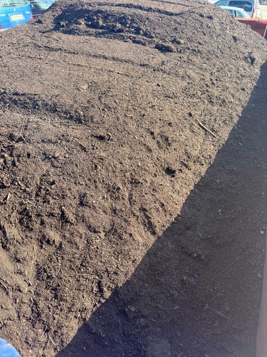 Ziemia ogrodowa kompostowa