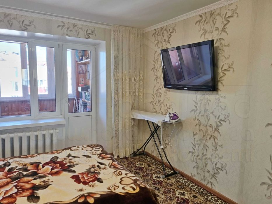 3 кімнатна квартира 82м2 з ремонтом в цегляному будинку в районі Круг