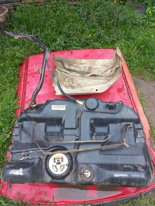 Паливний бак Форд Мондео 3 2.0 тдці