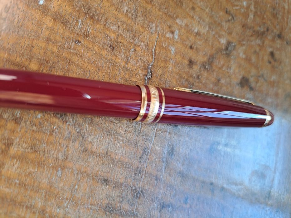 Caneta montblanc nova