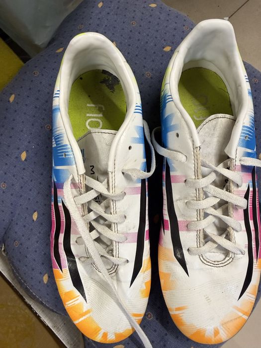 Adidas korki do piłki nożnej