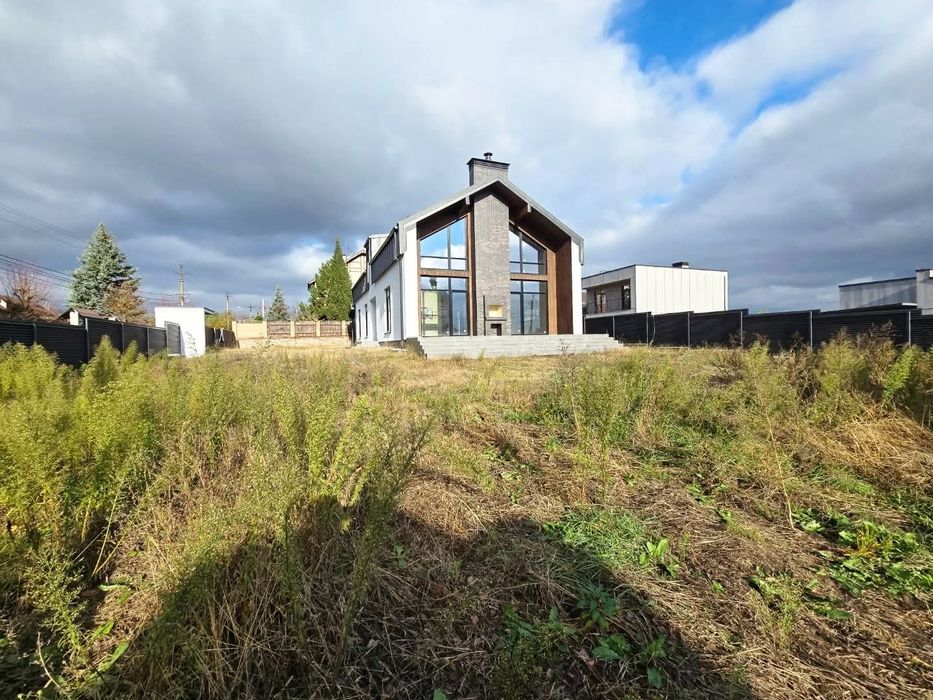 Будинок 240 м2 2 світло ліс 10 соток с. Іванковичі 11 км Феофанія