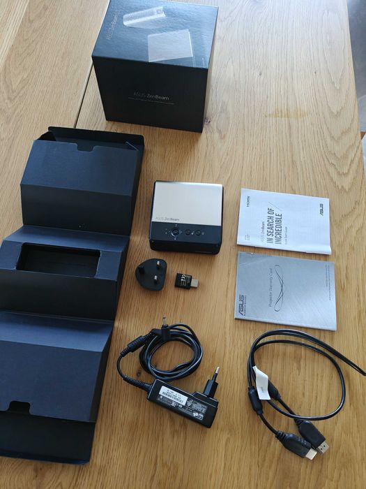 ASUS ZenBeam E2 - Pico Projektor Mini LED Przenośny WVGA - 854 x 480