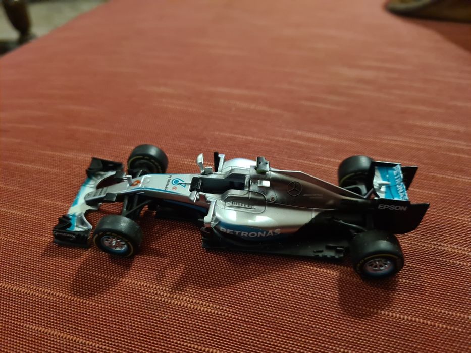 Modelo 1/43 Mercdes f1 2016