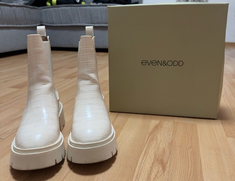 Botki beżowe Even&Odd