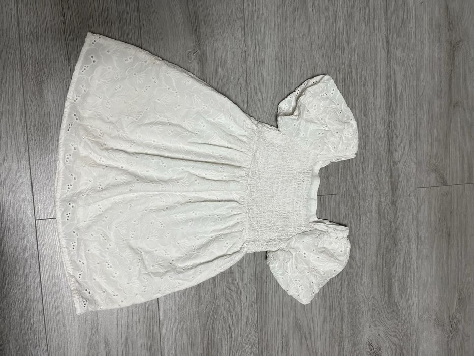 Речі на дівчинку 3/4 роки