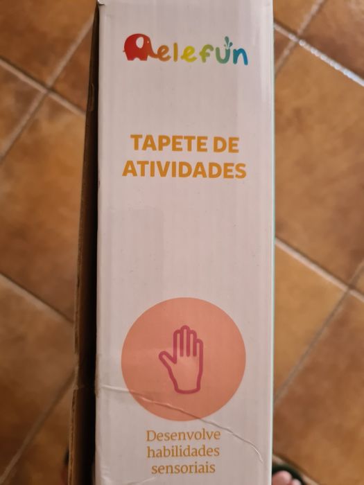 Tapete atividades bebé