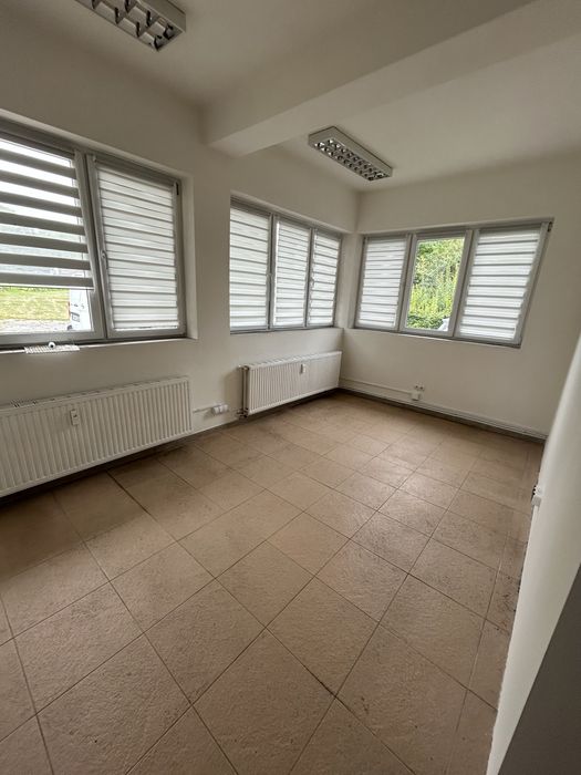 Lokal/magazyn o powierzchni 180m2