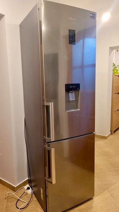 Холодильник Samsung RB37J5925SS,тихий,надійний, економний, доставка