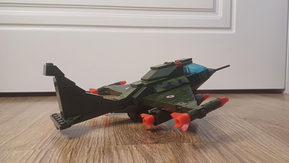 Конструктор Brick, літак