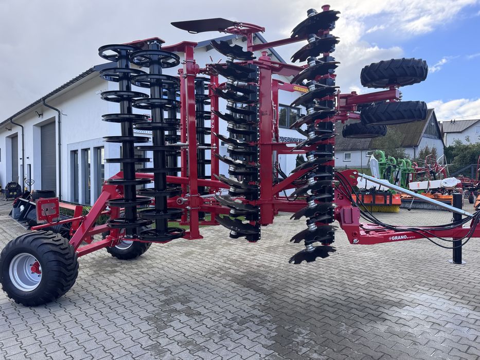 Brona talerzowa hydrauliczna Shark SHS 5,0 m Grano System z wózkiem NOWY TYP