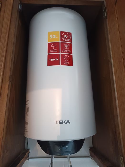 Cilindro água quente perfeito estado.