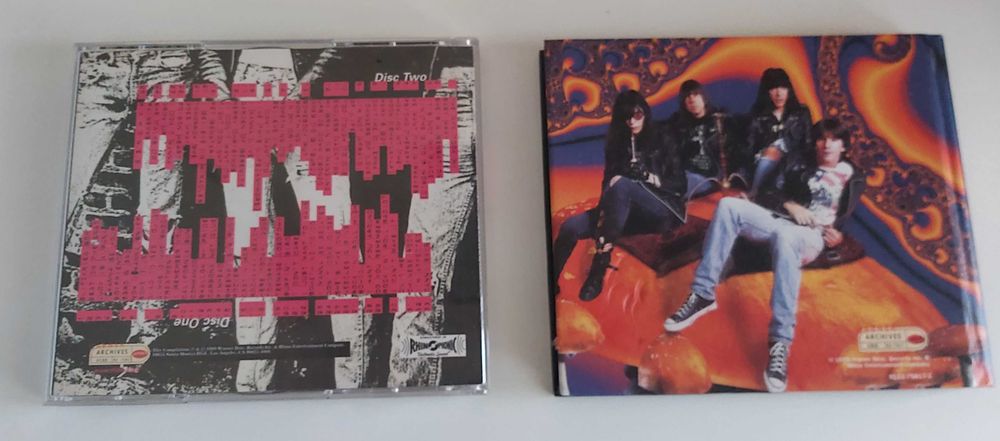 Ramones Anthology425605821545861121