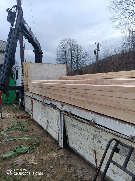 Пило матеріали доска брус рейка