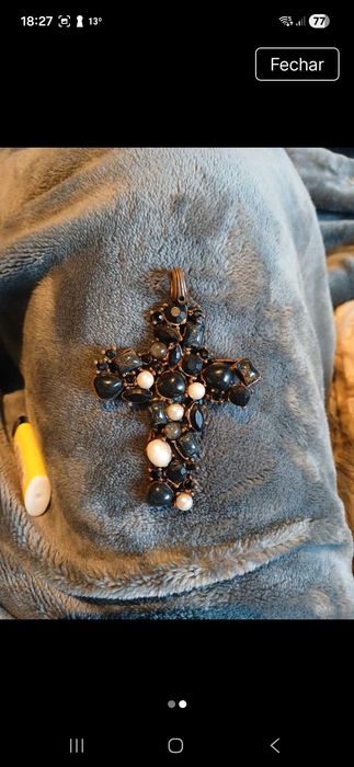 Cruz peca unica pedras