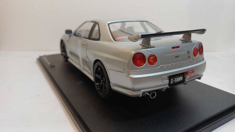 1/18 Nissan Skyline R34 cz - Solido