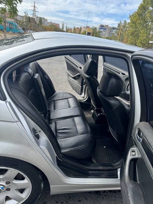 Продам автомобиль BMW e46