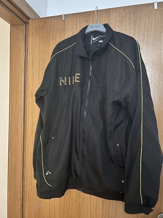 Lotao de roupas gigante