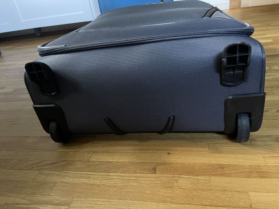 Walizka miękka Travelite mała granatowa JAK NOWA