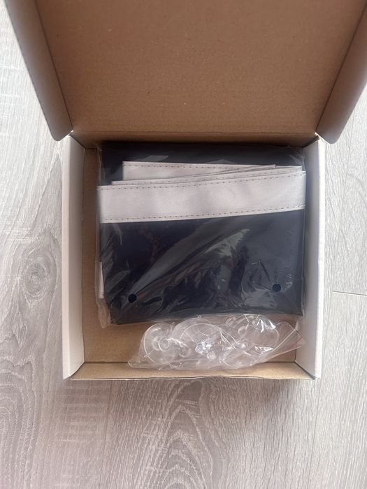 Штора ,ролета на дахове вікно