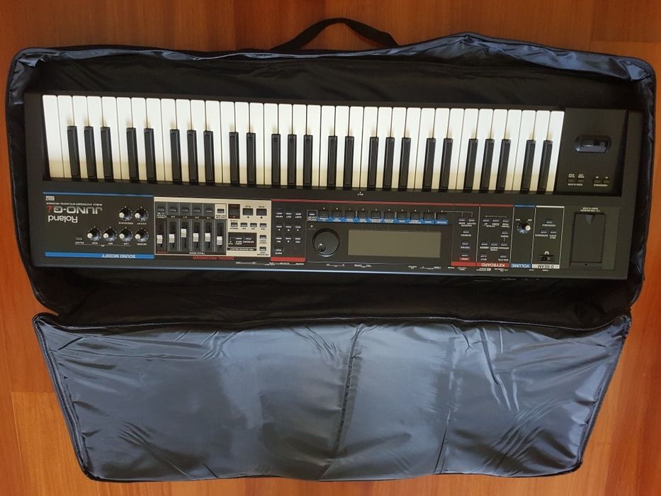 Sintetizador ROLAND JUNO-GI