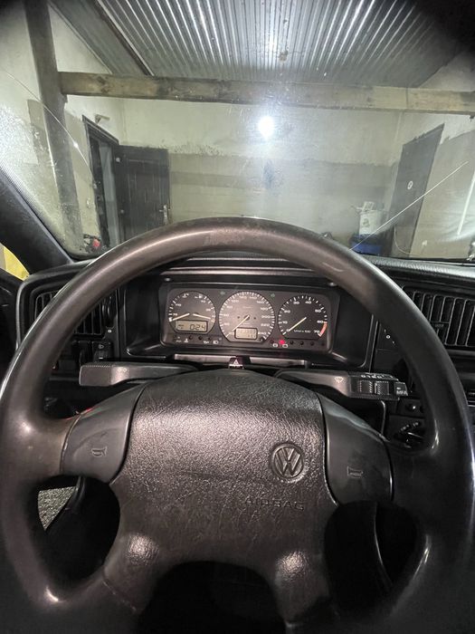 Passat b3 1993 року випуску