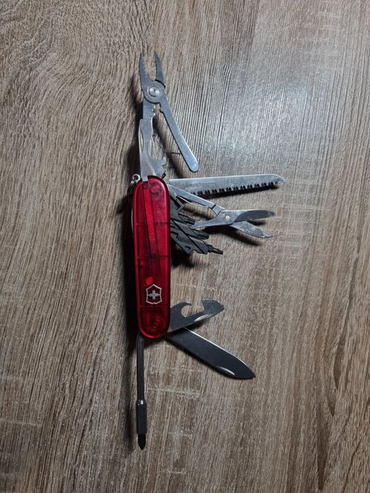 Scyzoryk Victorinox Cyber Tool L