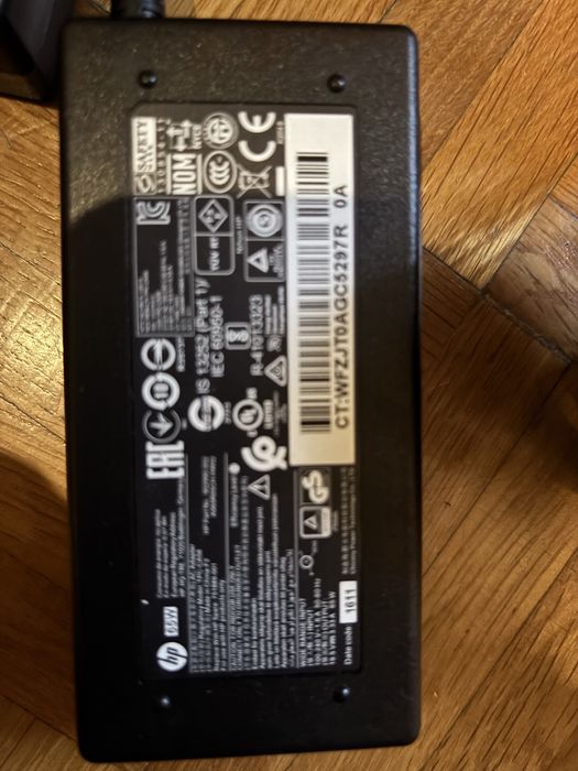 Docking station HP e cabos de alimentacao HP