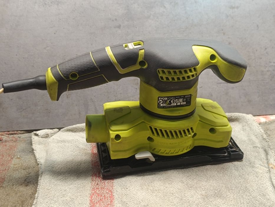 Szlifierka oscylacyjna Ryobi