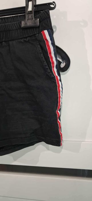 Krótkie damskie spodenki